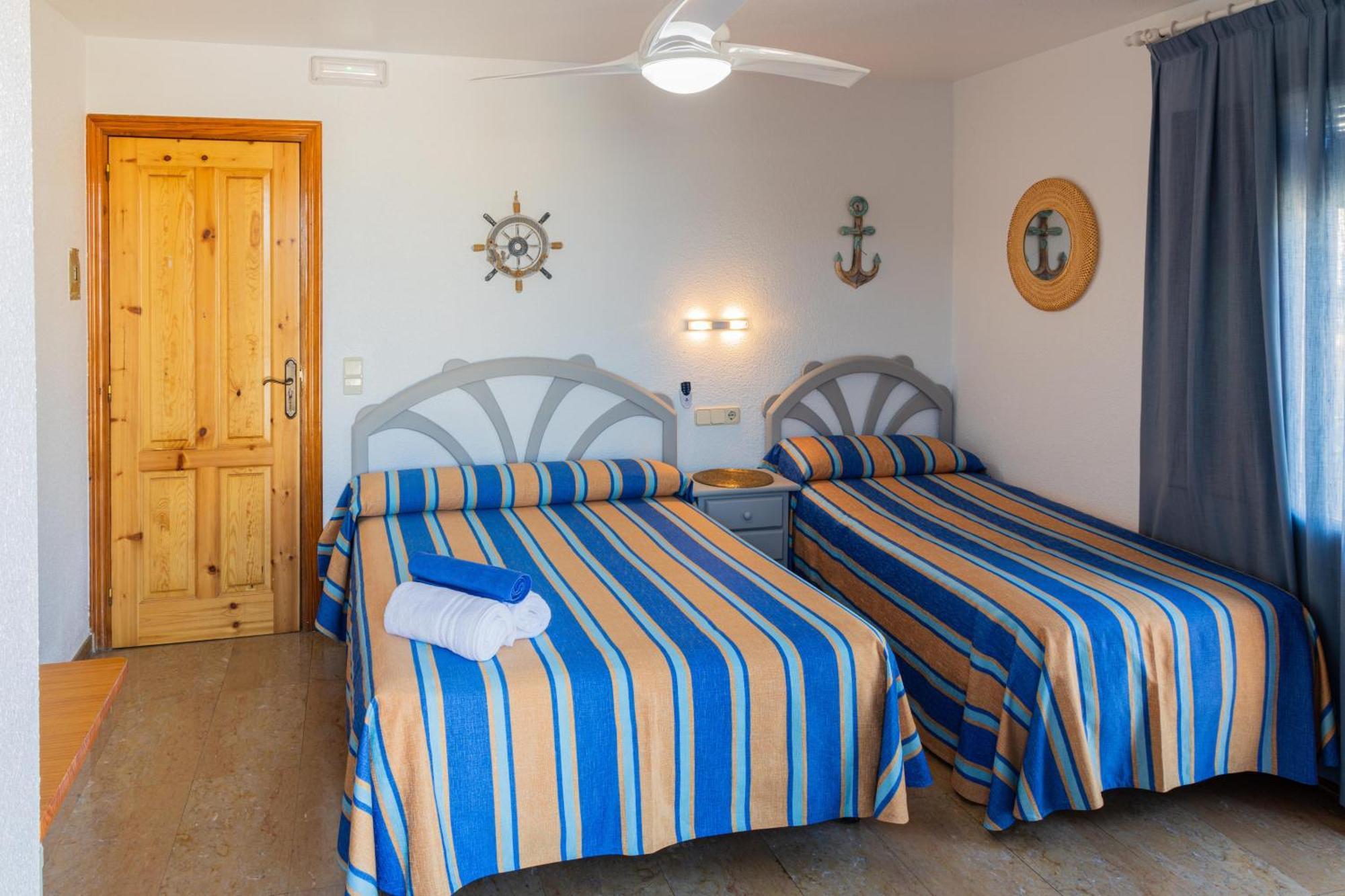 Hotel Casa Juanita à Peñíscola Extérieur photo